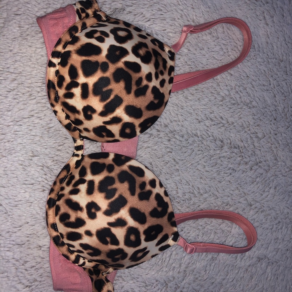 PINK bra